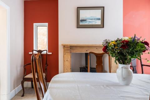 Hillside Chestnut Walk, Henley-in-arden, B95 5JN