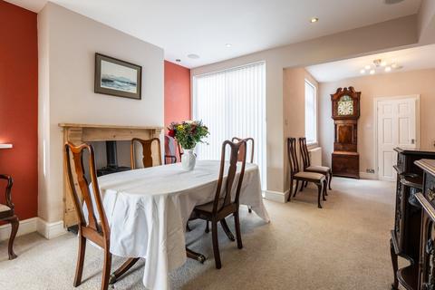 Hillside Chestnut Walk, Henley-in-arden, B95 5JN