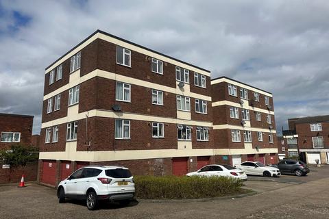 1 bedroom flat for sale, Longbanks, Harlow, Harlow, CM18