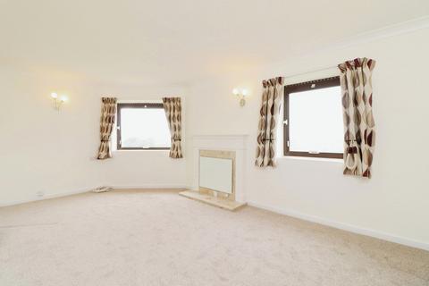 2 bedroom flat for sale, Clarence Parade, Southsea PO5