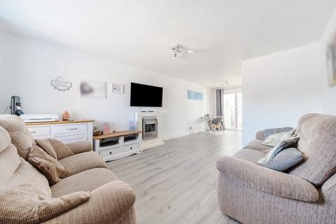 15 Windermere Close, Flitwick, Bedford, MK45 1NQ