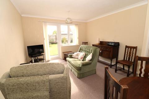 2 bedroom semi-detached bungalow for sale, The Briary, Bexhill-on-Sea, TN40