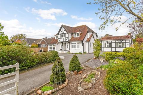 5 bedroom detached house for sale, Lyndhurst Road, Ashurst, Southampton, SO40