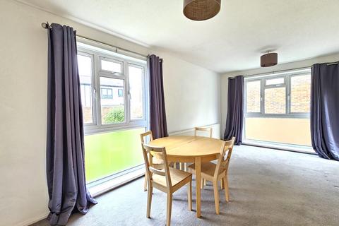2 bedroom flat to rent, Diploma Avenue, East Finchley, N2