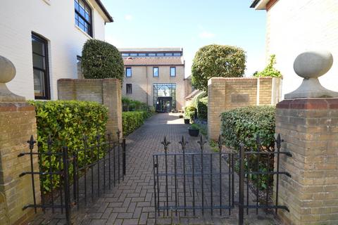 1 bedroom retirement property for sale, Queen Street, Chelmsford, CM2