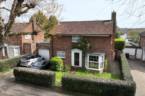 3 bedroom detached house for sale, Beehive Lane, Welwyn Garden City, AL7