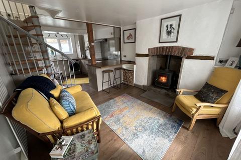 12 Maendu Street, Brecon, LD3 9HD