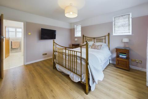 5 bedroom semi-detached house for sale, Heath Lane, Boxmoor