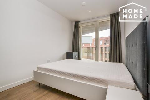 3 bedroom flat to rent, Merchant House, Stratford, E20