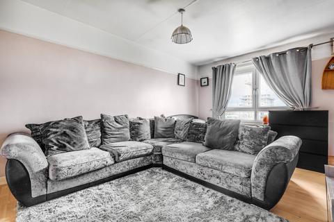 1 bedroom flat for sale, Walmer Terrace, London, SE18