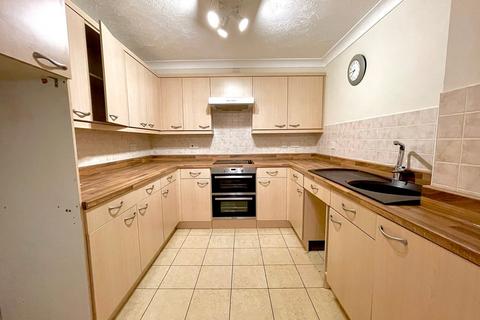 2 bedroom apartment for sale, Freshfield Road, Formby, Liverpool, L37