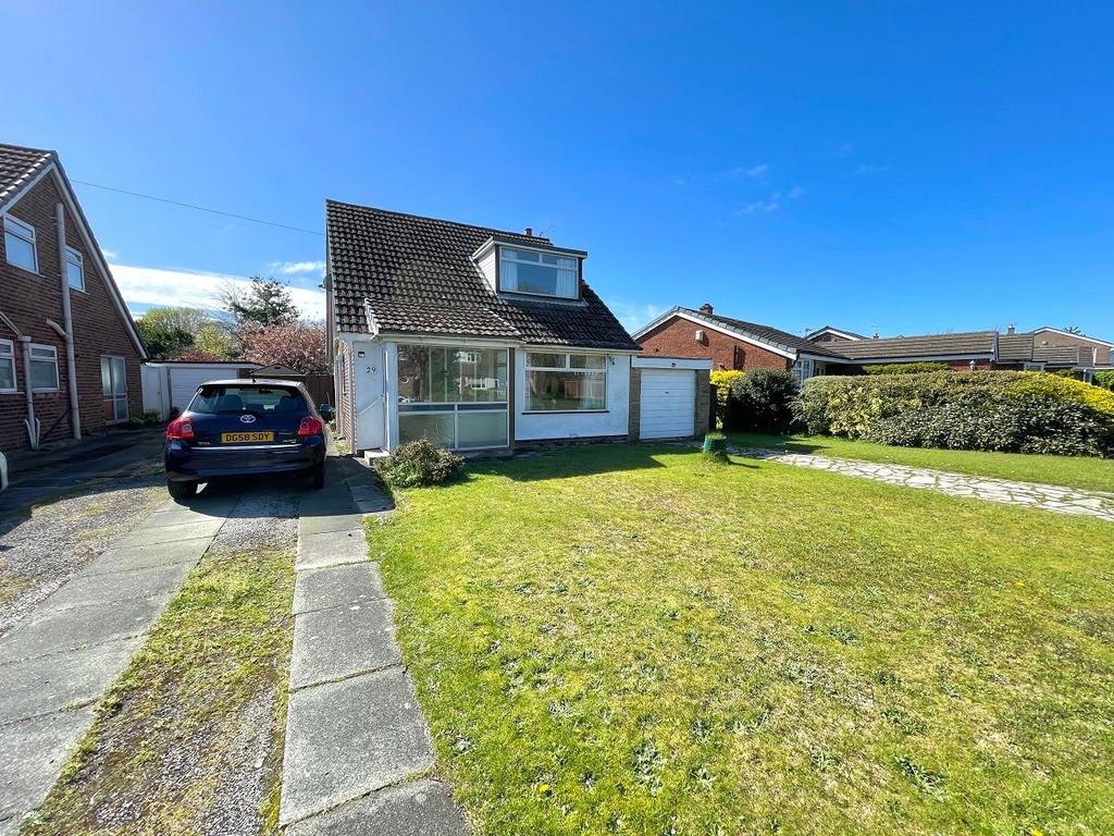 Mount House Road, Formby, Liverpool, L37 3 bed detached house for sale