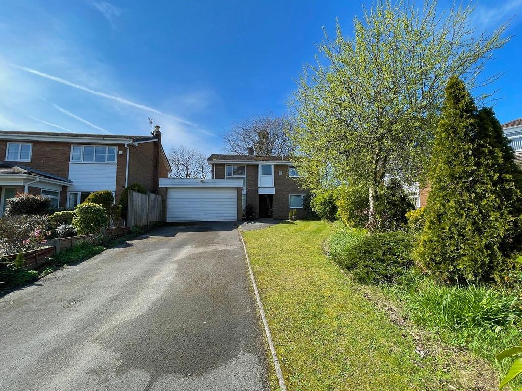Kirklake Bank, Formby, Liverpool, L37 4 bed detached house £580,000