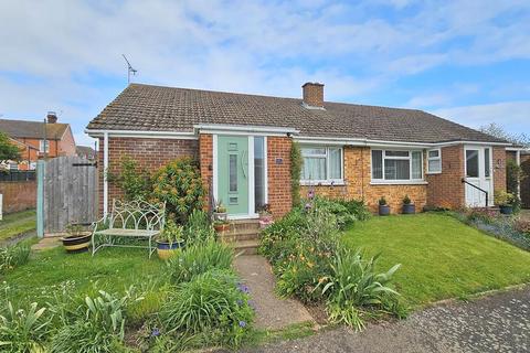 2 bedroom semi-detached bungalow for sale, Fairview Gardens, Canterbury, CT2 0EL
