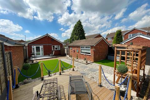 2 bedroom bungalow for sale, Bristol Avenue, Ashton-under-Lyne, Greater Manchester, OL6