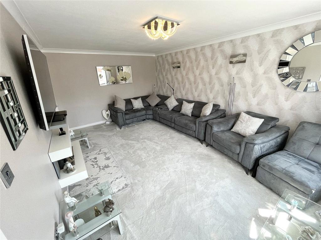 Living/Dining Room
