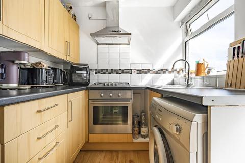 134 Quarry Road, Witney, OX28 1JT