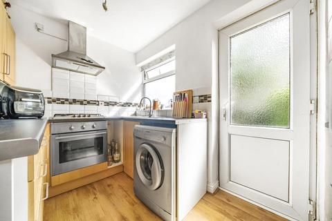 134 Quarry Road, Witney, OX28 1JT