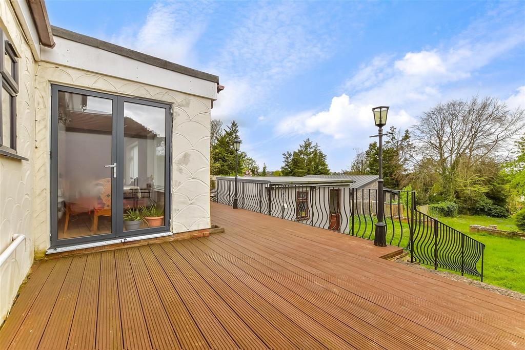 Patio / Decking