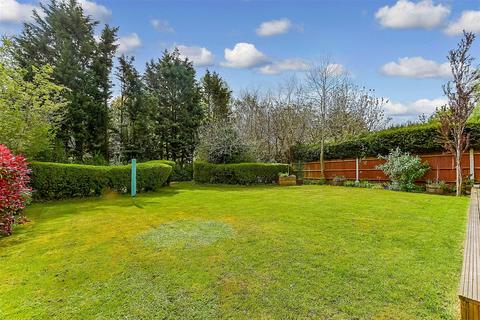 4 bedroom chalet for sale, Manor Rise, Bearsted, Maidstone, Kent