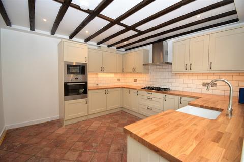 2 bedroom cottage to rent, Chapel Street,  Harbury, CV33