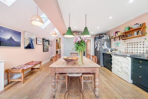 4 bedroom terraced house for sale, Rainville Road, Hammersmith, London, W6