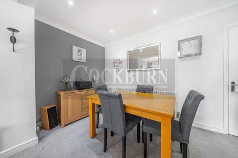 10 Caithness Gardens, Sidcup, DA15 8HS