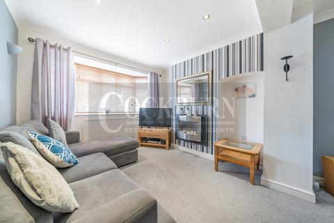 10 Caithness Gardens, Sidcup, DA15 8HS