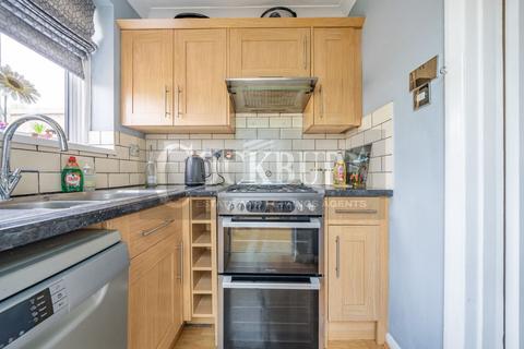 10 Caithness Gardens, Sidcup, DA15 8HS