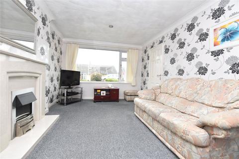 2 bedroom bungalow for sale, Ryedale Way, Tingley, Wakefield, West Yorkshire