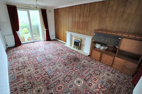 3 bedroom terraced house for sale, Shadsworth Road, Blackburn, Lancashire, BB1 2HR