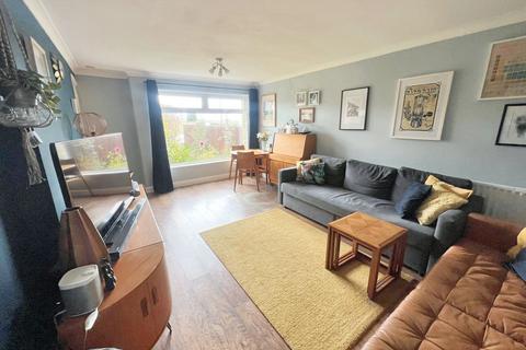 31 Honiton Way, North Shields, NE29 8HE