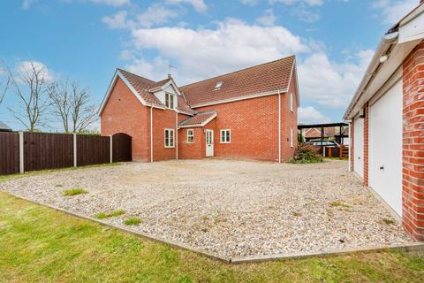 5 bedroom detached house for sale, Beccles Road, Burgh St. Peter
