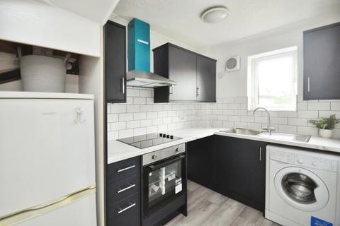 1 bedroom cluster house for sale, Cook Place, Chelmsford, CM2
