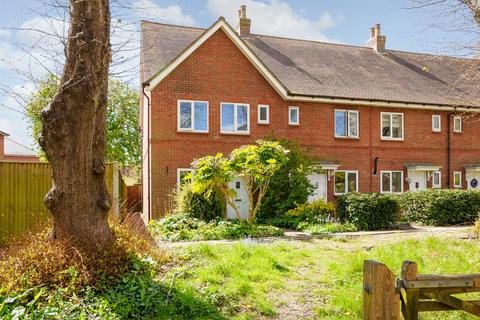 3 bedroom end of terrace house for sale, Park Approach, Knowle, Hampshire, PO17