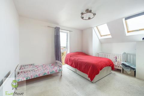 1 bedroom apartment for sale, Knights Templar Way, Strood, Rochester, ME2 2ZD