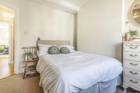 1 bedroom flat to rent, Battersea Park Road Battersea SW11