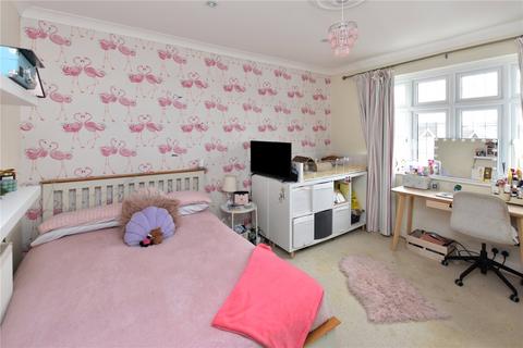 17 Oaklands Close, Bexleyheath, DA6 7AP