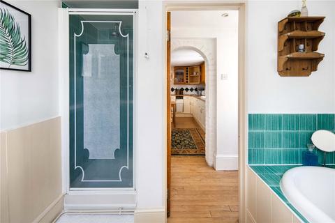 108b Tredegar Road, London, E3 2EP