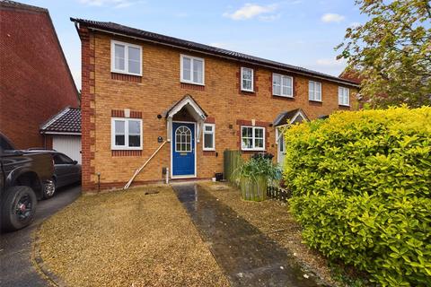2 bedroom end of terrace house for sale, Bristol Road, Quedgeley, Gloucester, Gloucestershire, GL2