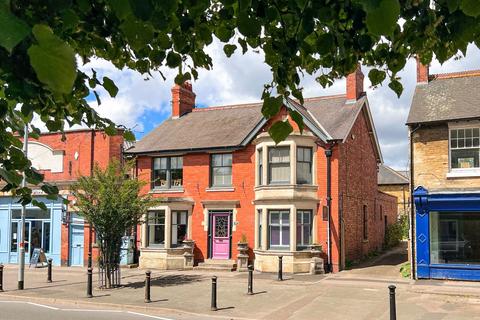 5 bedroom link detached house for sale, High Street, Rushden NN10