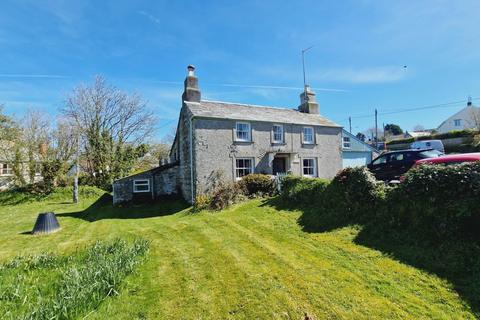 4 bedroom detached house for sale, Helstone. PL32