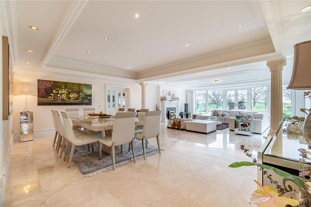 Dining / Sun Room