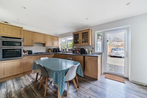 3 bedroom end of terrace house for sale, Nursery Road, Alresford, Hampshire, SO24