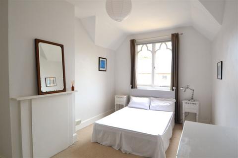 2 bedroom flat to rent, Rushes Lane, Market Harborough LE16