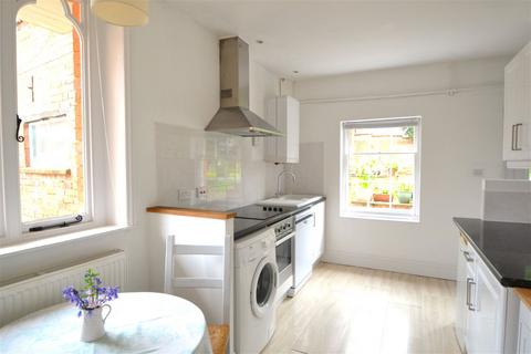 2 bedroom flat to rent, Rushes Lane, Market Harborough LE16