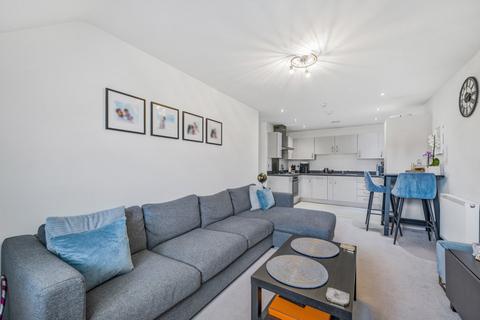 2 bedroom apartment for sale, Elm Drive, Woodley, Reading