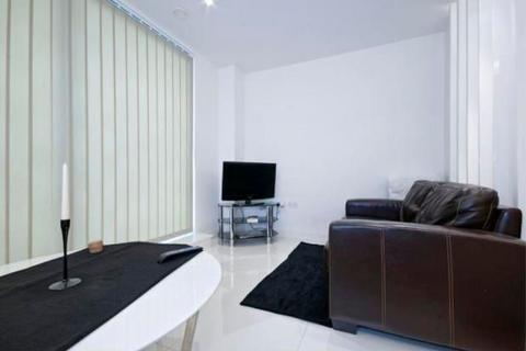 Studio to rent, Pan Peninsula Square, Canary Wharf, E14