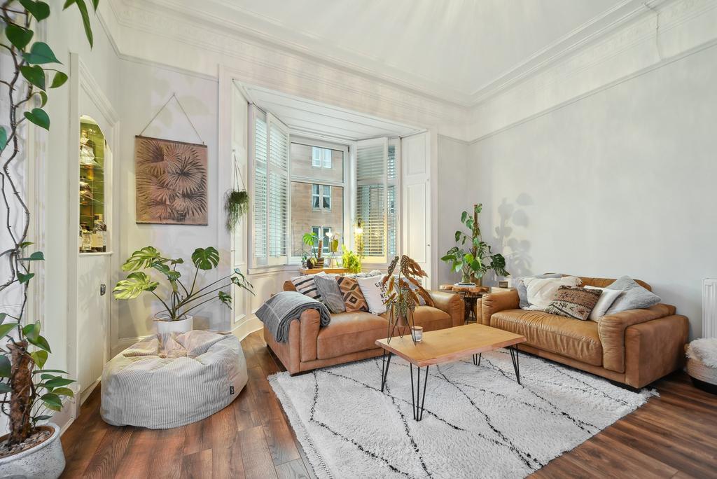 Sinclair Drive, Flat 1/2, Battlefield, Glasgow, G42 9SF 2 bed flat for