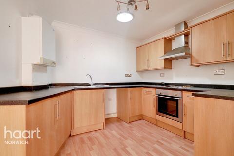 2 bedroom flat for sale, Catton Grove Road, Norwich